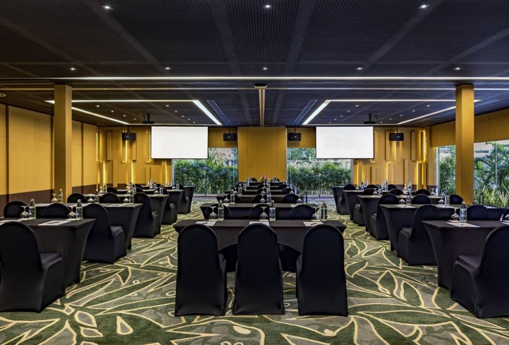 Pullman Phuket Karon Beach Resort (ex. Pullman Phuket Arcadia Karon Beach Resort) 5*
