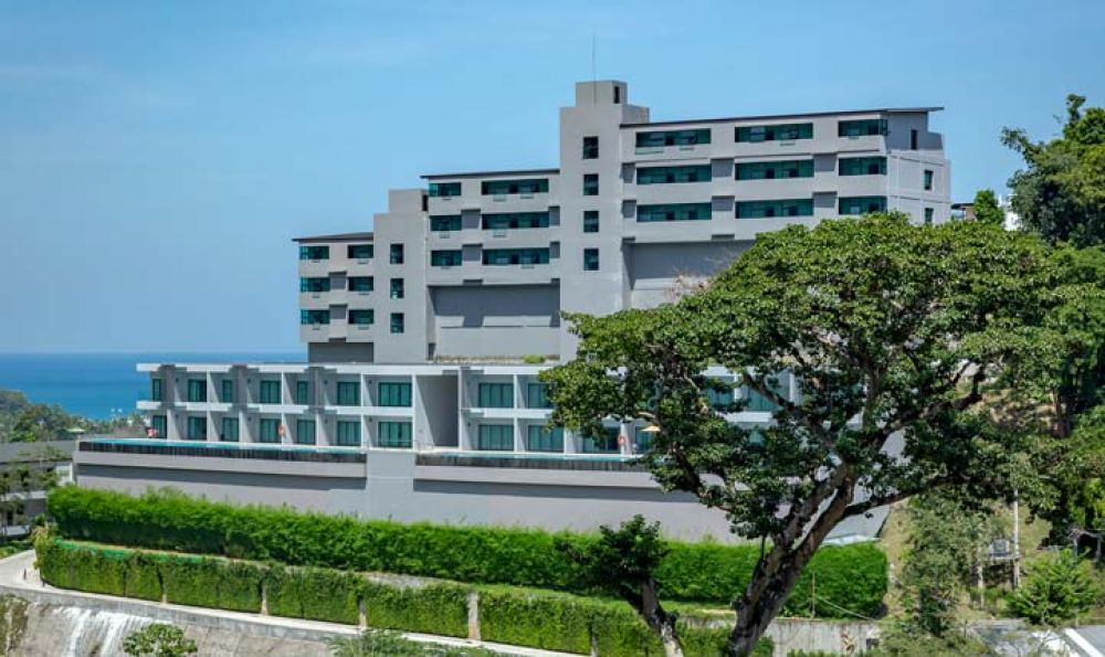 Patong Bay Hill Resort 4*