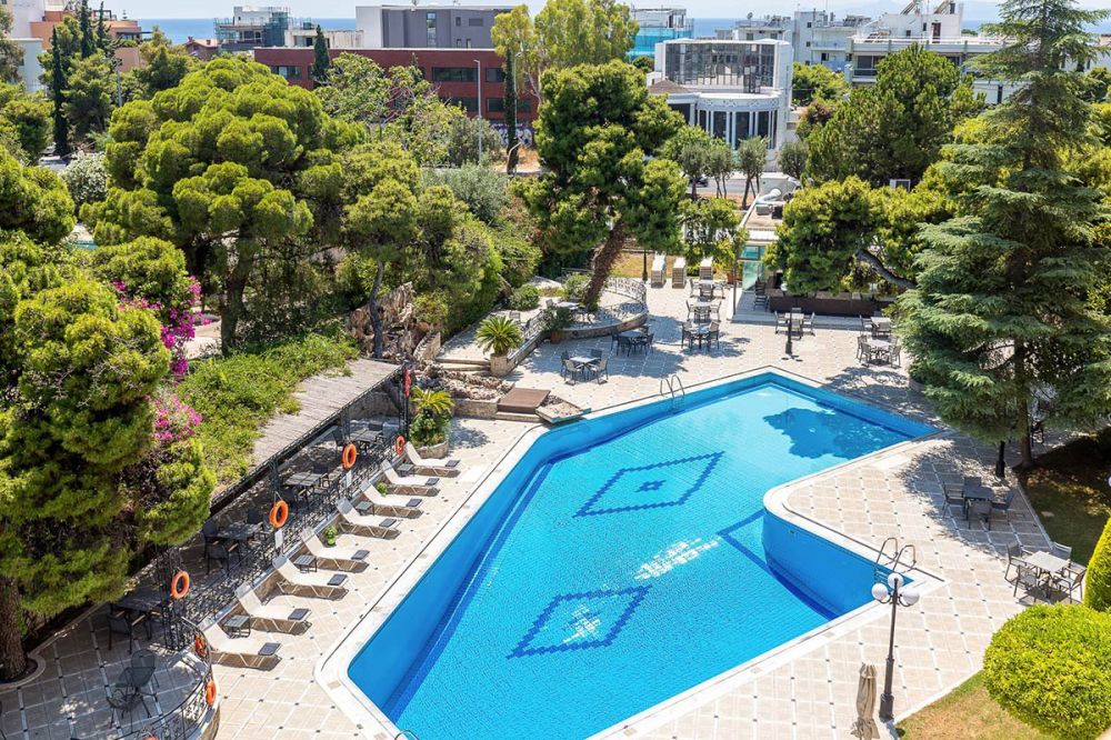 Oasis Hotel Apartments 4*