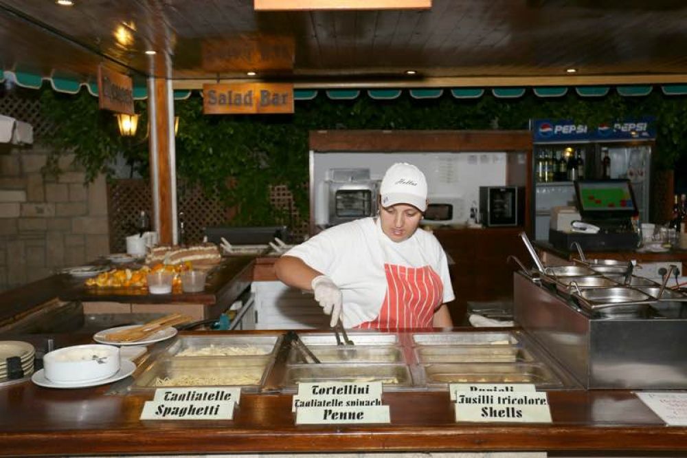 Dionysos Central Hotel 3*