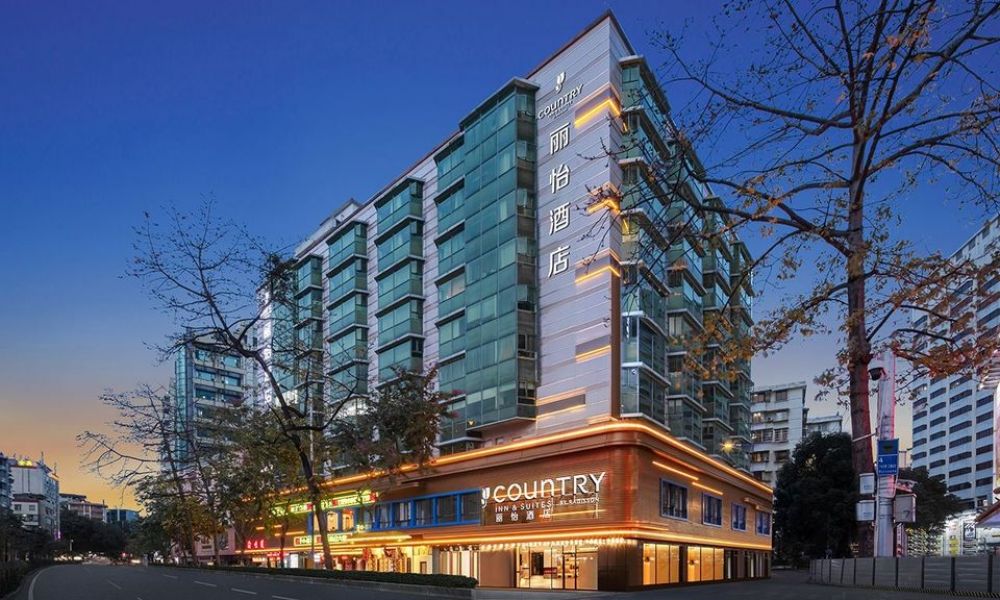 Country Inn & Suites By Radission Guangzhou 4*