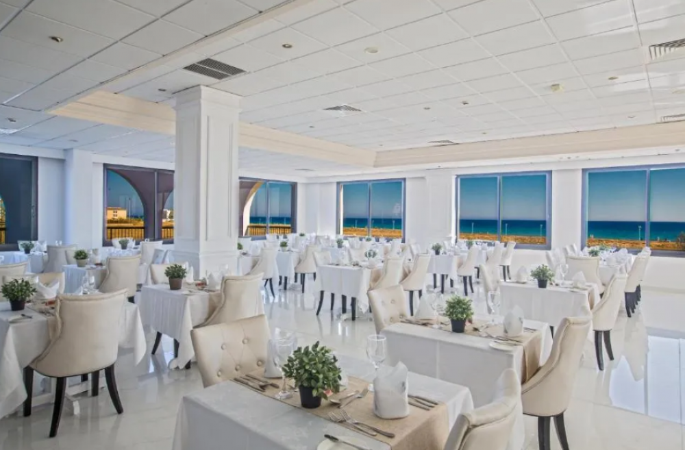 Nelia Sea Breeze 4*