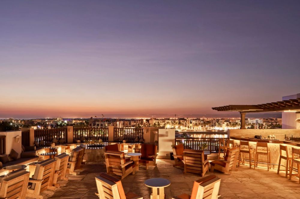 Fanar Hotel And Residences 5*