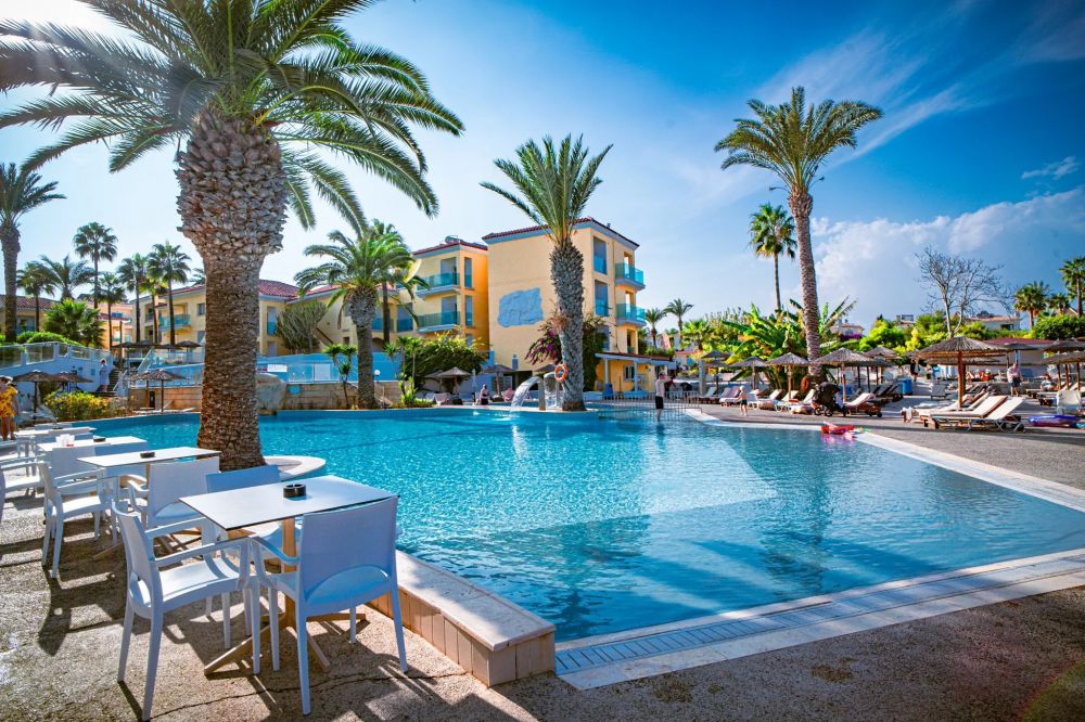 Malama Beach Holiday Village 4*