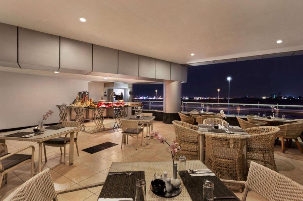 Ramada by Wyndham Dubai Barsha Heights (ex. Auris Inn Al Muhanna) 4*