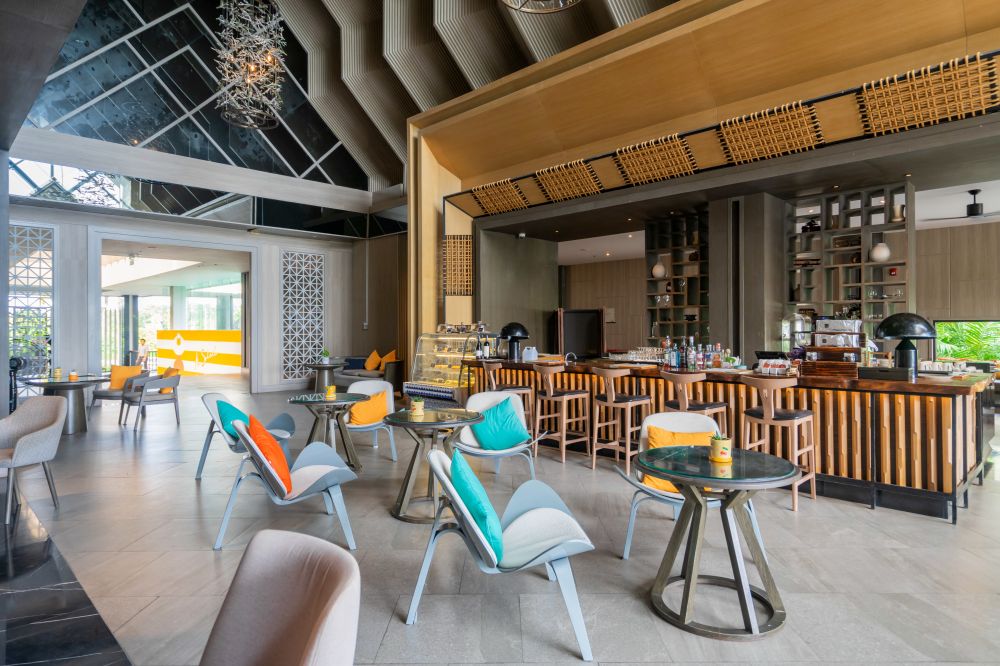 Le Meridien Khao Lak Beach 5*