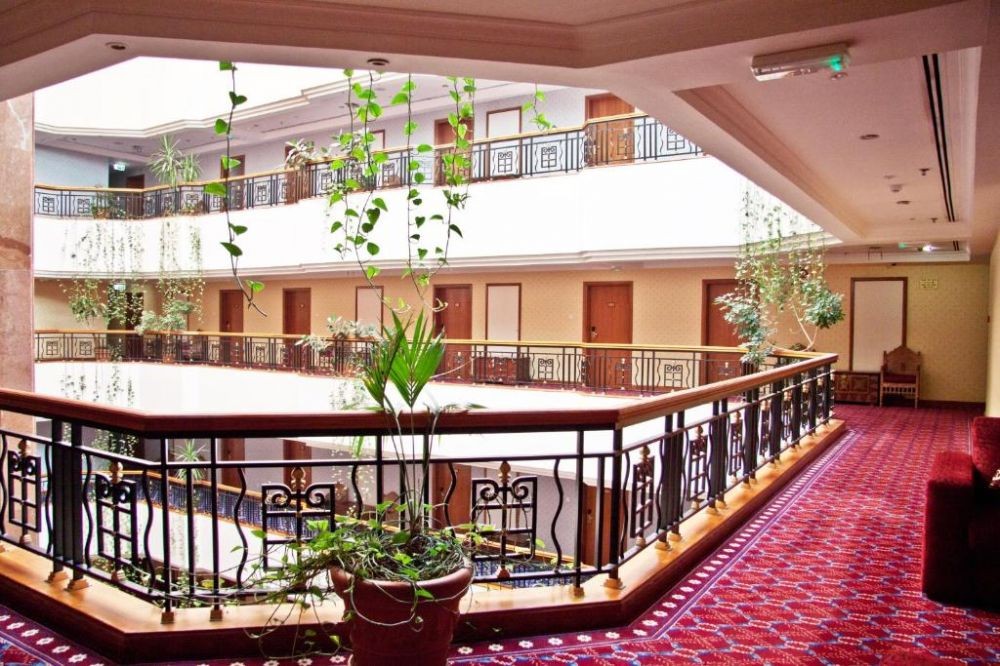 Regent Palace Hotel 4*