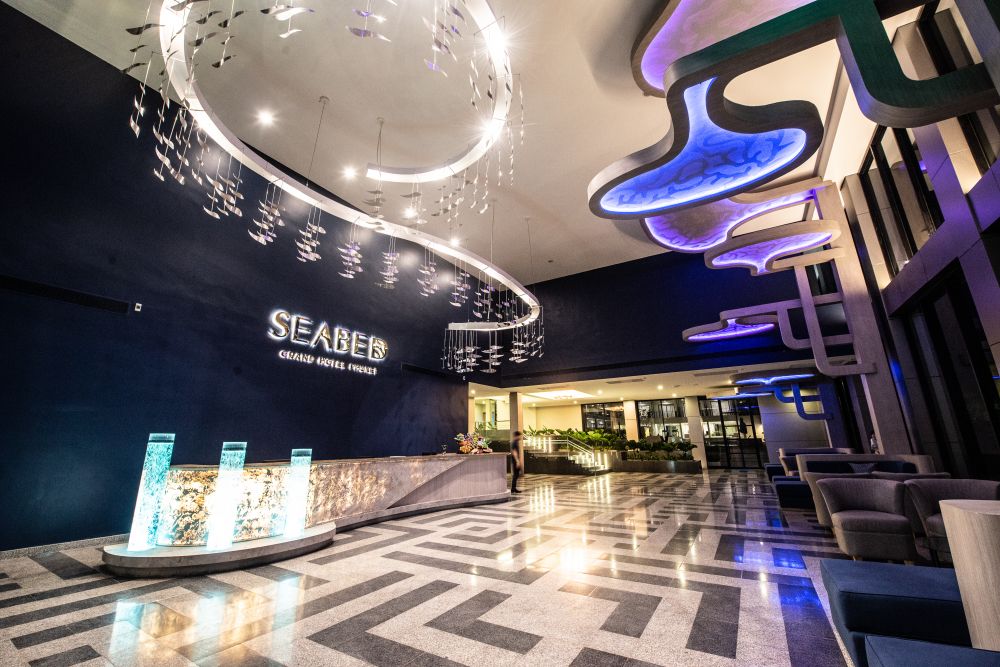 Seabed Grand Hotel Phuket 5*