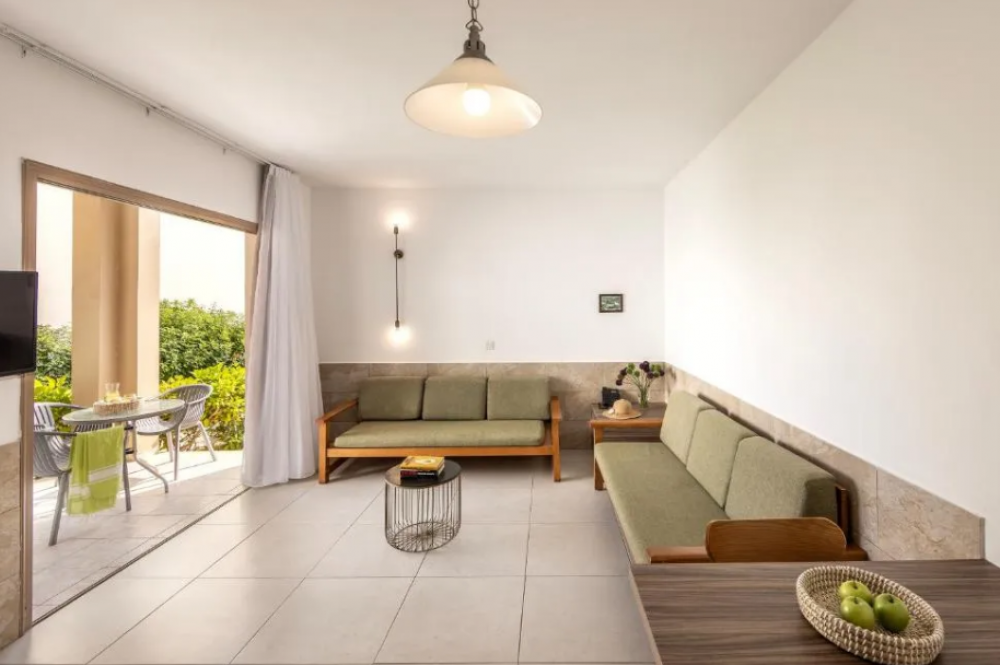 Electra Holiday Village 4*