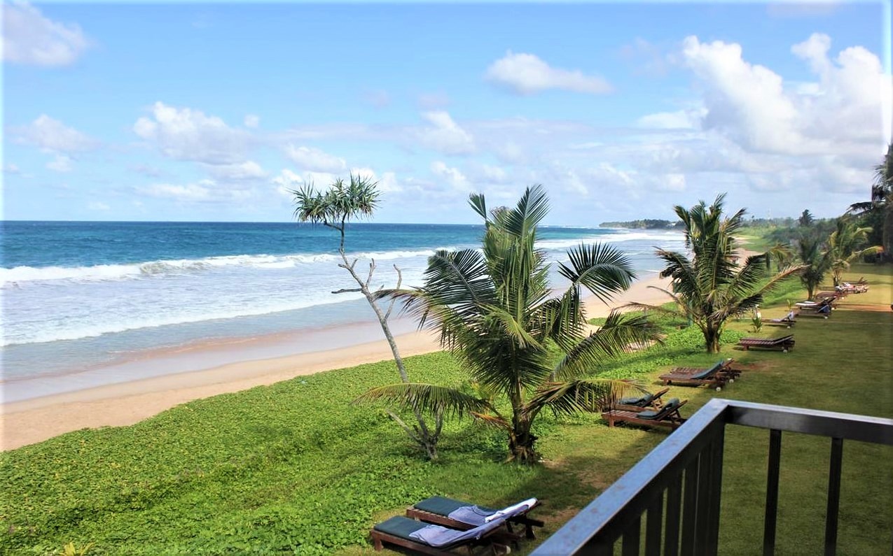The beach шри ланка. Лонг Бич Резорт Шри Ланка. The long Beach Resort 4 Коггала. Шри Ланка отель Лонг Бич Коггала. The long Beach Resort 4 Шри-Ланка Шри-Ланка Коггала.