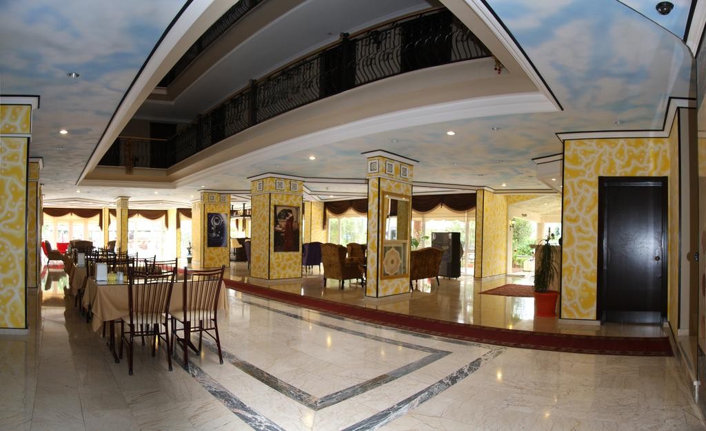 Club Dorado Hotel 3*