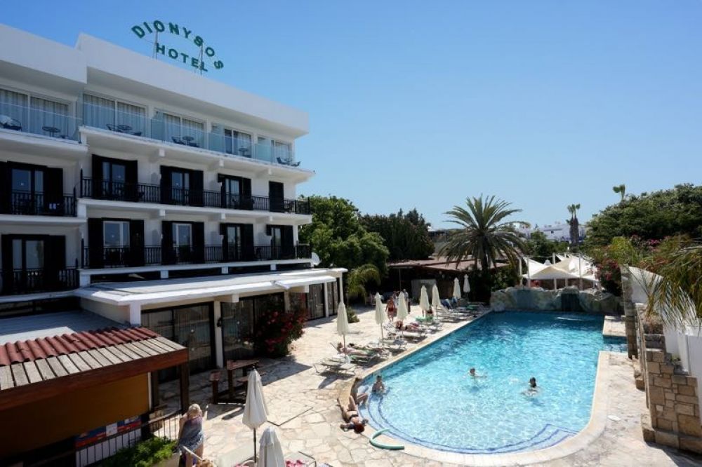Dionysos Central Hotel 3*