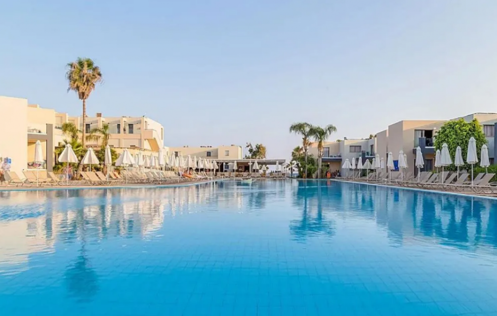 Electra Holiday Village 4*