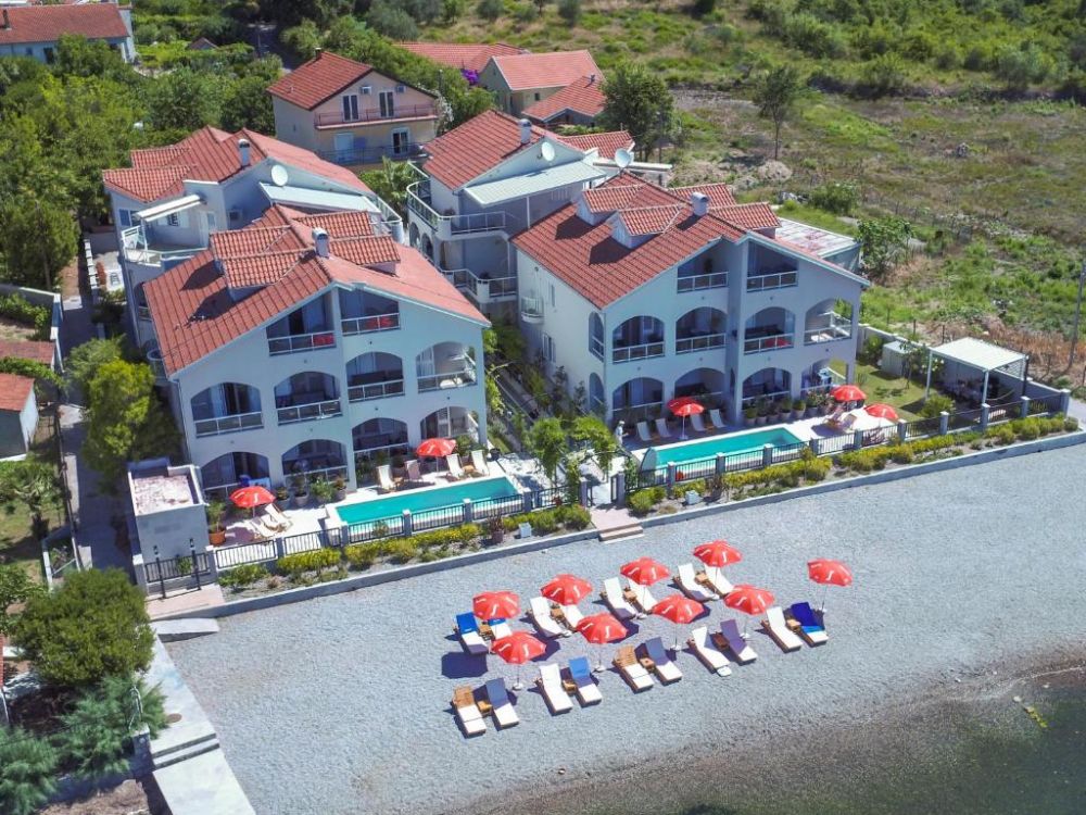 Laguna Mini Resort 4*
