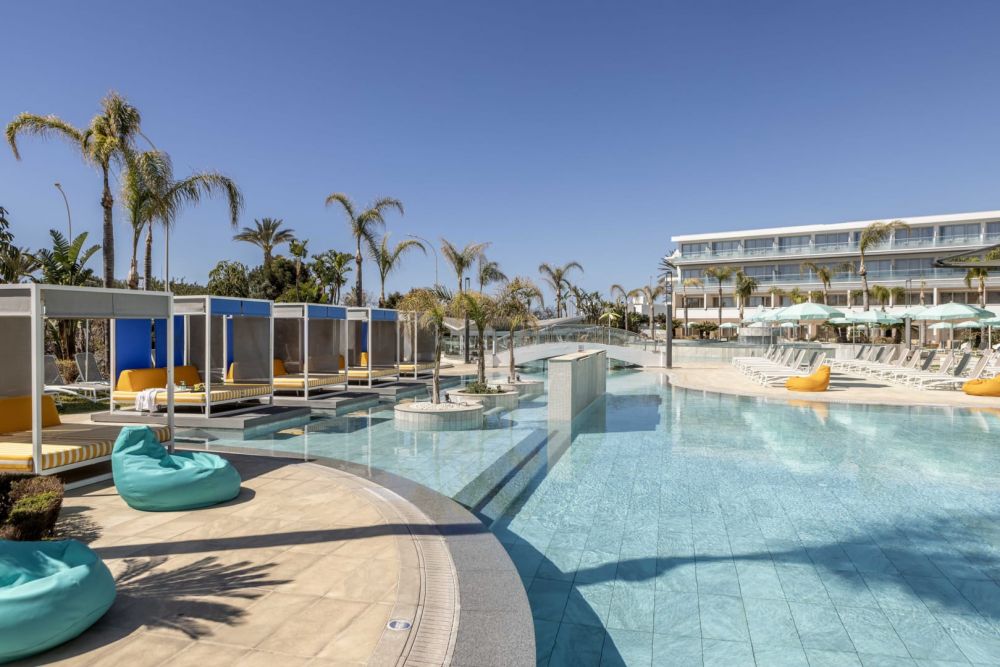 Faros Hotel 4*