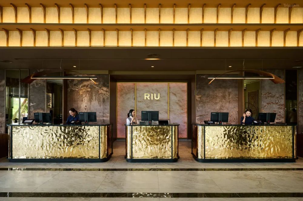 Riu Palace Phuket 5*