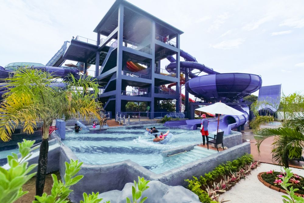 Splash Beach Resort Maikhao Phuket 5*