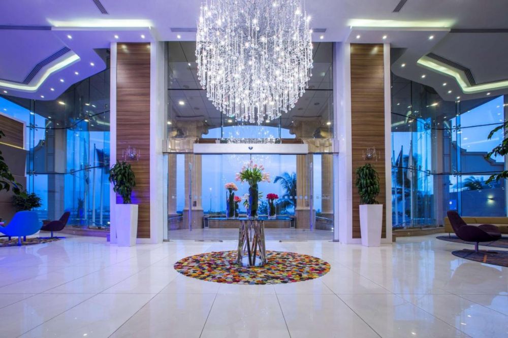 Radisson Blu Hotel, Jeddah Plaza 4*
