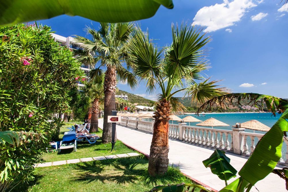 Tusan Beach Resort 5*