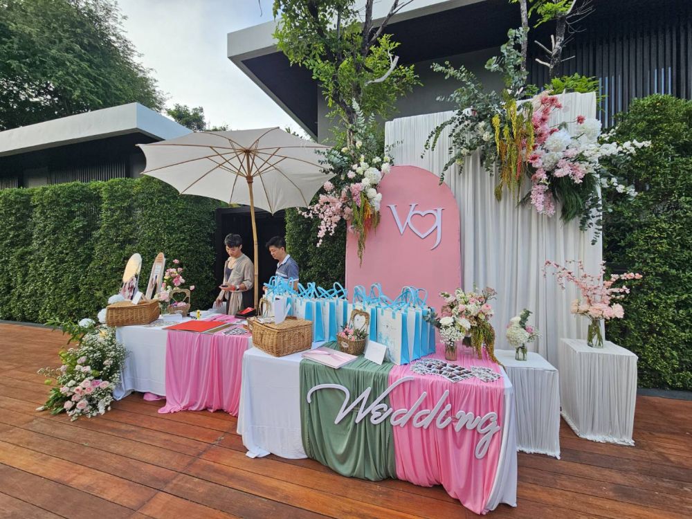 V Villas Hua Hin 5*