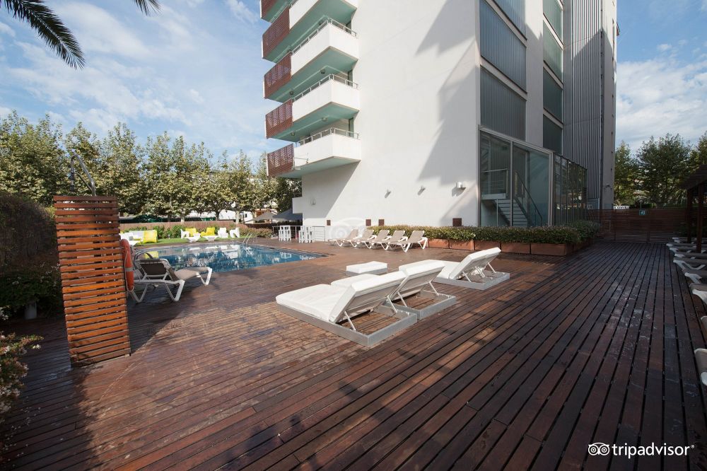 Magnolia Hotel Salou (Adults only) 4*