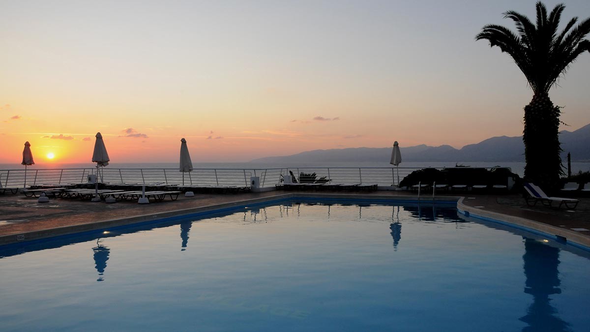 Hersonissos Village Hotel and Bungalows 4*