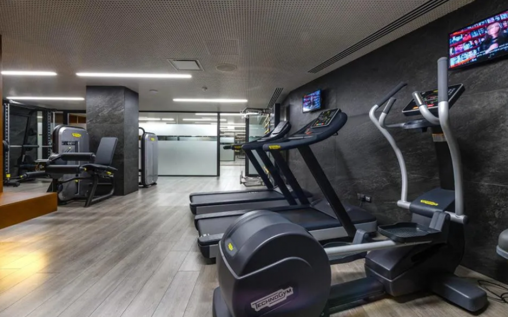 Ajax Hotel 4*