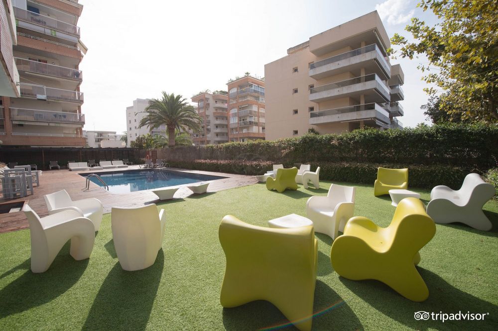 Magnolia Hotel Salou (Adults only) 4*
