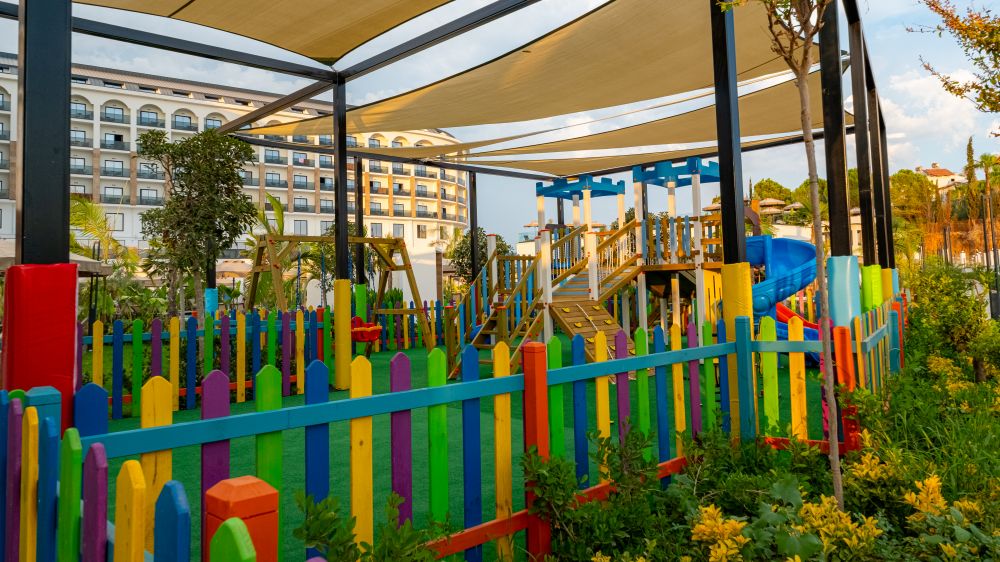Raxeria Hotel 5*