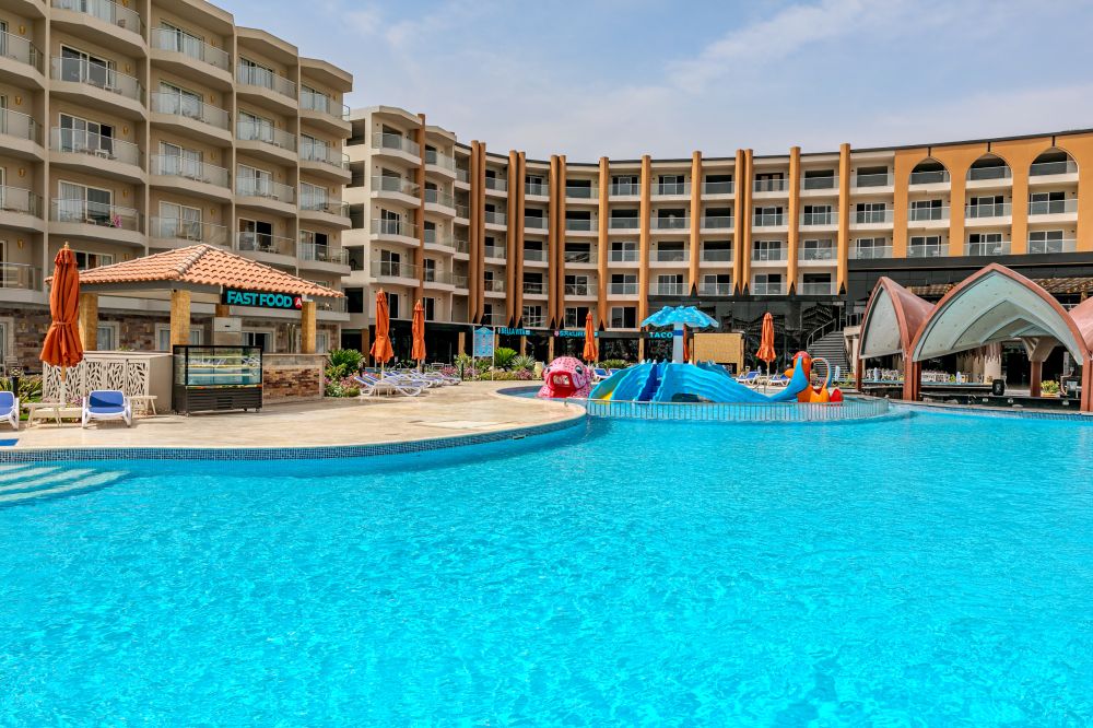 Rewaya Luxury Resort 5*