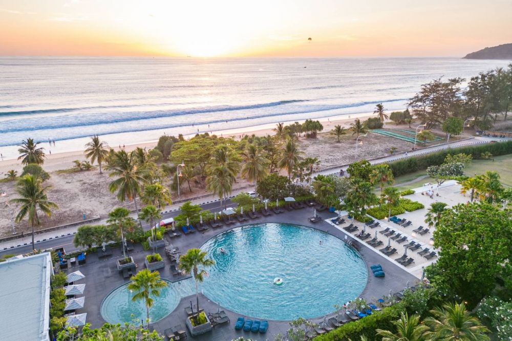 Pullman Phuket Karon Beach Resort (ex. Pullman Phuket Arcadia Karon Beach Resort) 5*