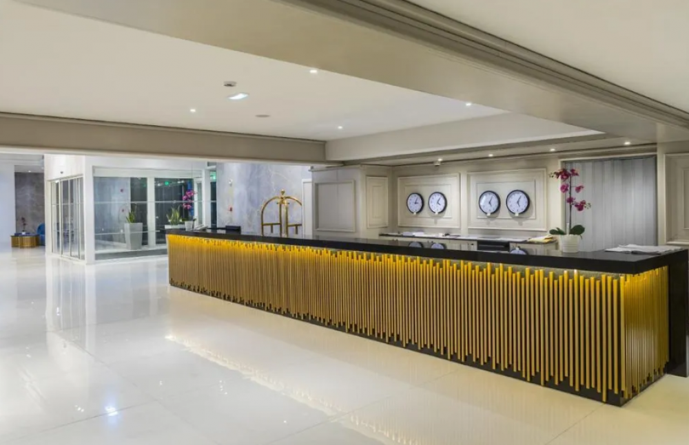 Constantinos the Great Beach Hotel 5*
