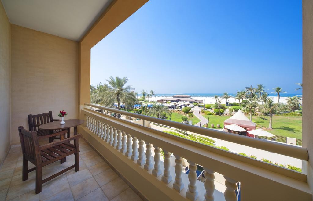 Hilton Al Hamra Beach & Golf Resort 5*