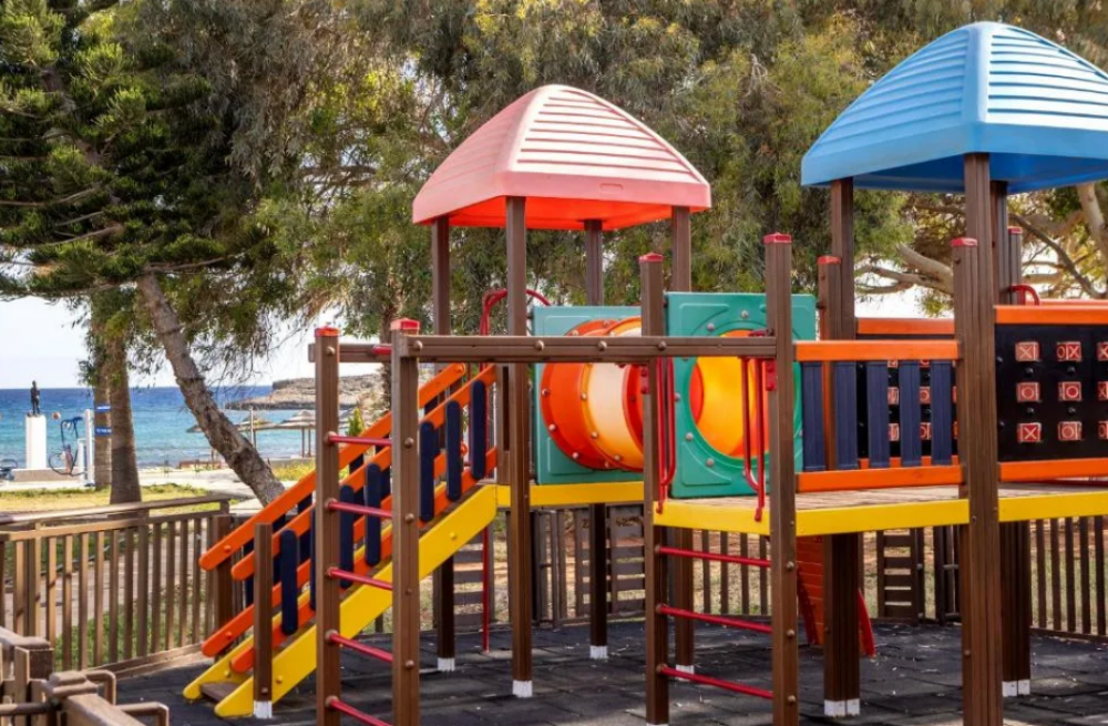 Electra Holiday Village 4*