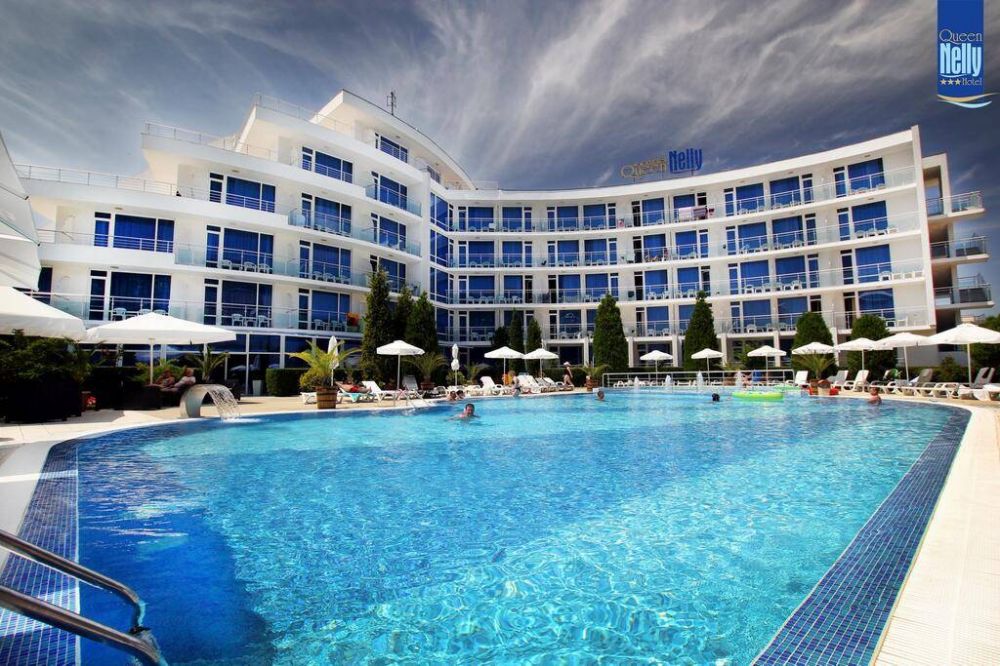 Queen Nelly Hotel Primorsko 3*