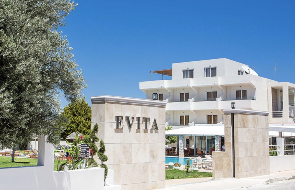 Evita Studios 3*