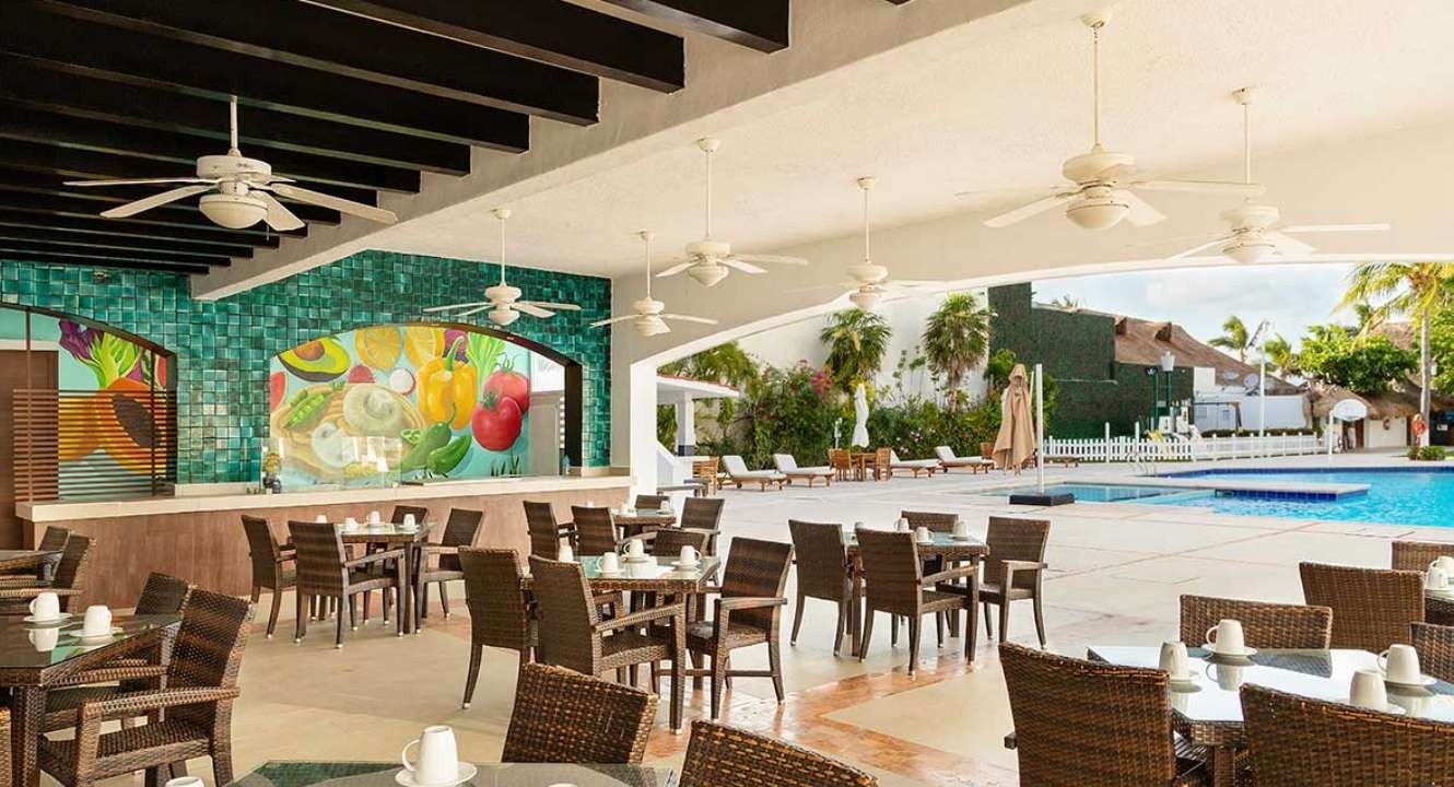 Beachscape Kin Ha Villas & Suites Cancun 3*
