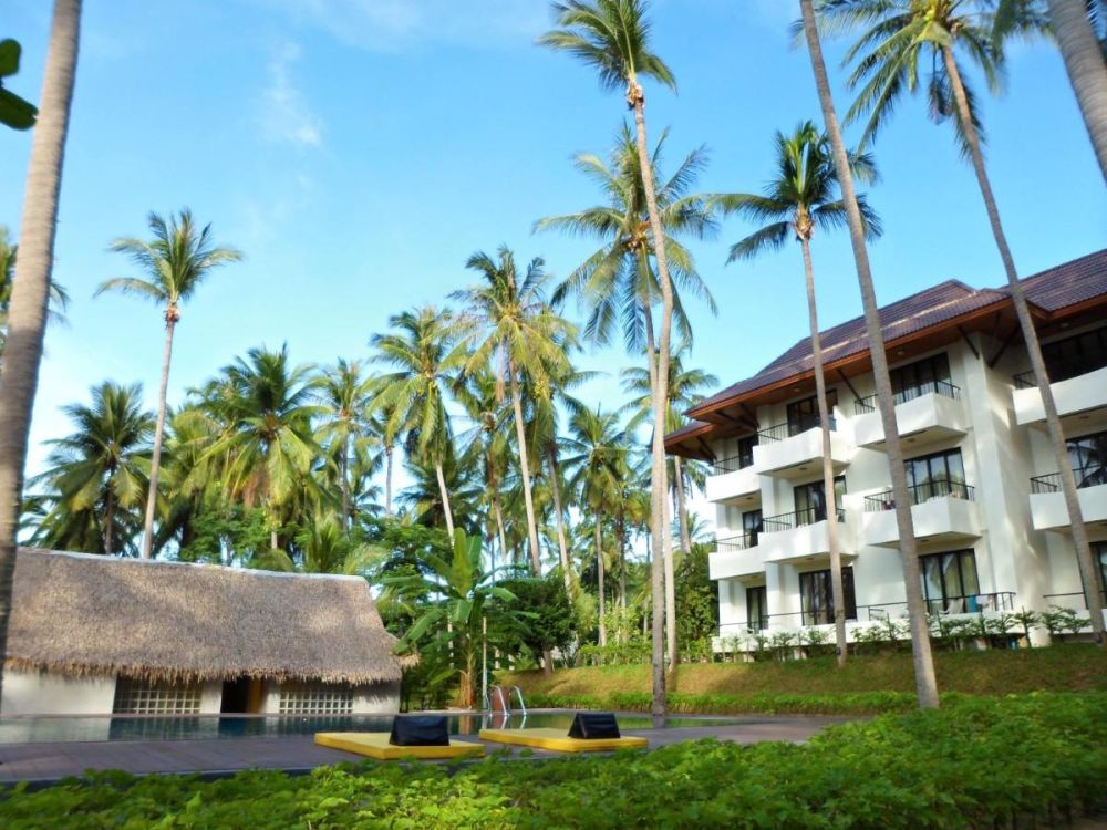 Coconut Beach Resort Samui 3*