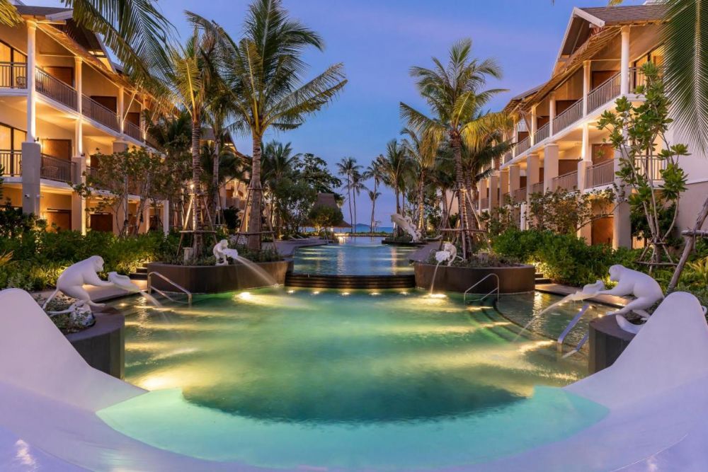Holiday Inn Resort Samui Bophut Beach 4*