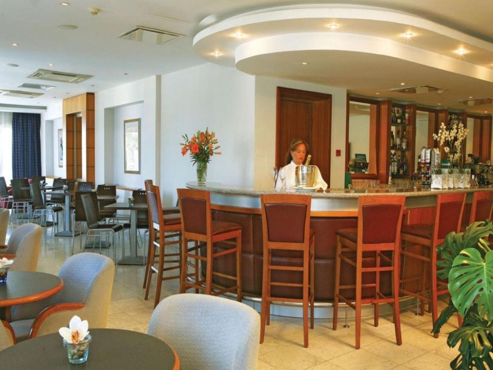 Cynthiana Beach Hotel 3*
