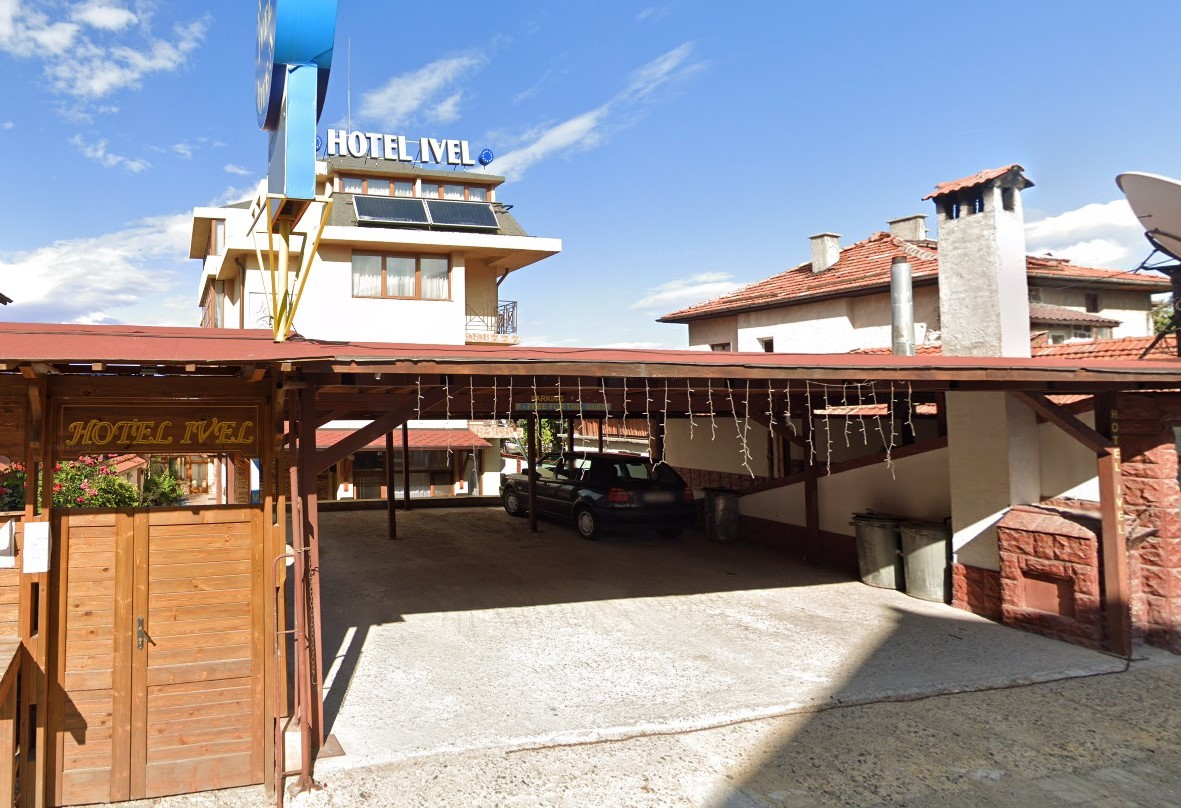 Ivel Hotel 3*