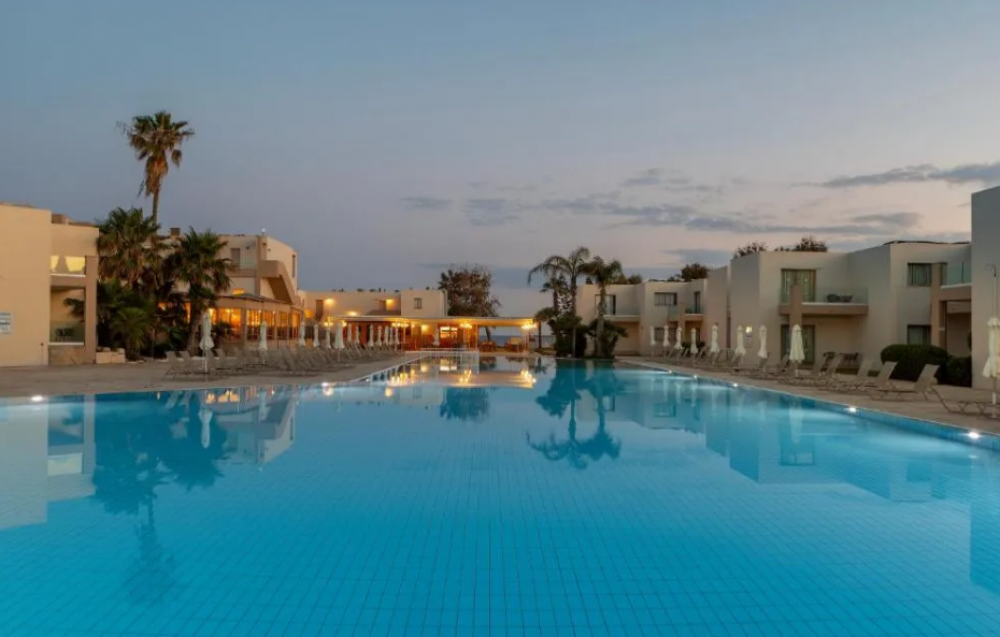 Electra Holiday Village 4*