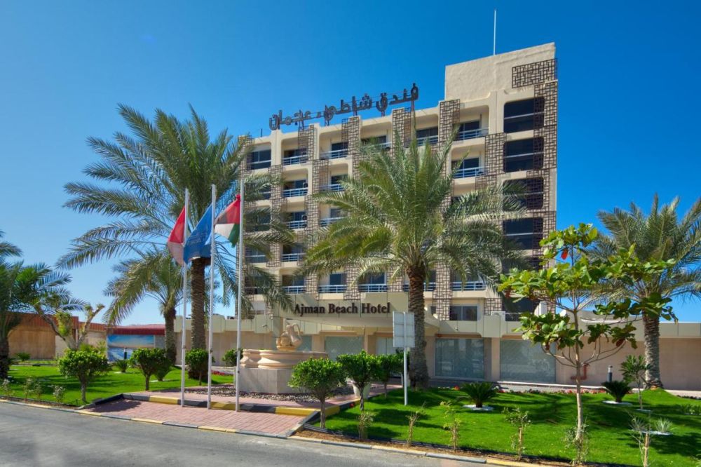 Ajman Beach Hotel 3*