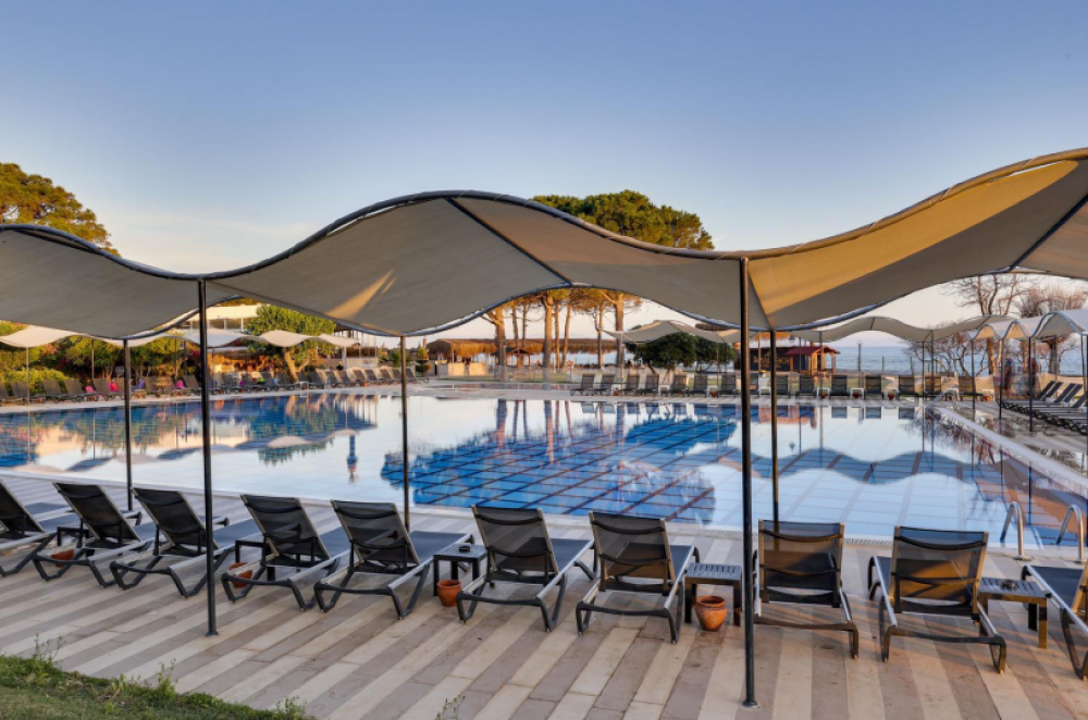 Royal Beach Club Hotel 4*