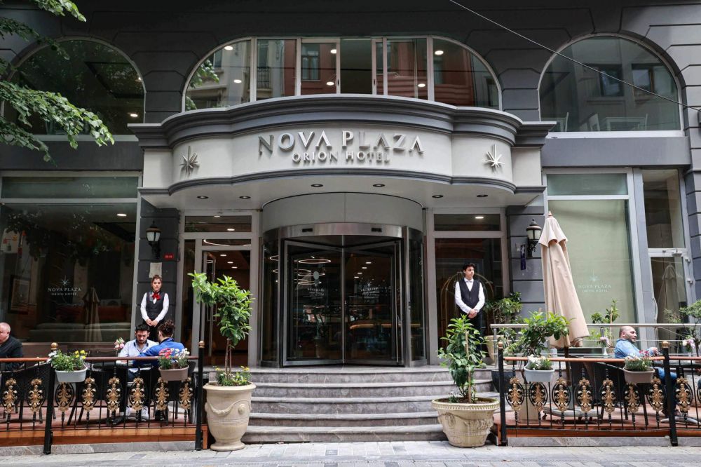 Nova Plaza Orion Hotel 4*