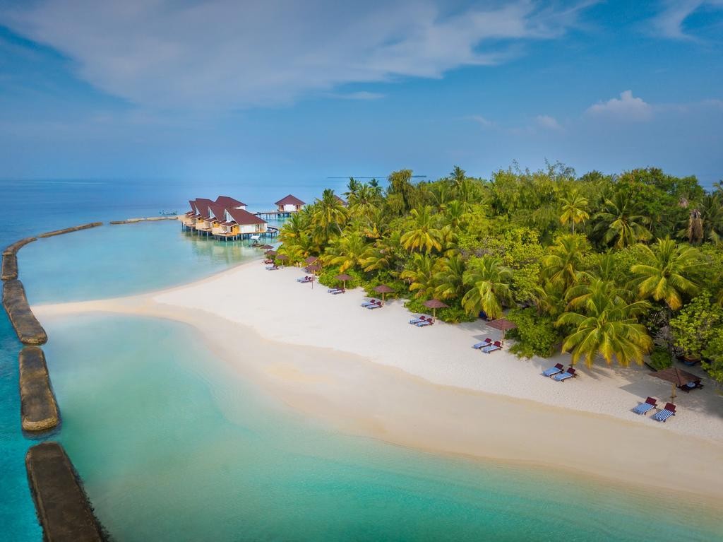 Ellaidhoo Maldives by Cinnamon (ex. Chaaya Reef Ellaidhoo) 4*