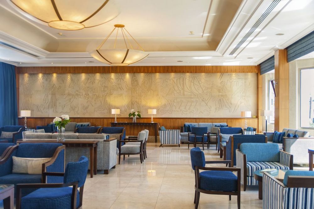 Ajax Hotel 4*