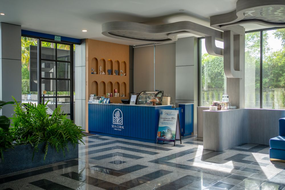 Seabed Grand Hotel Phuket 5*