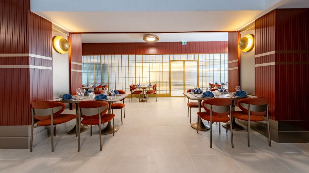 Raxeria Hotel 5*
