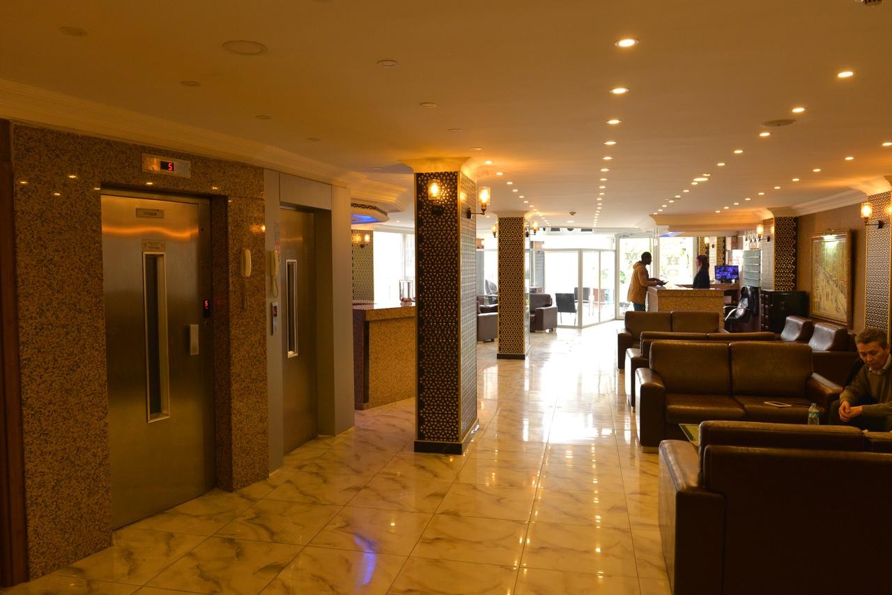 Marina City Hotel 3*